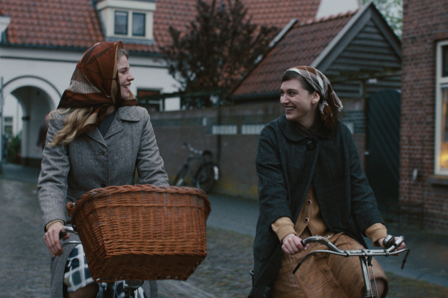https://filmfeed.tera.nl/api/images/download/221440-6bb255a49a108689c59916ed6649599429daae74/{maxWidth}x{maxHeight}.(jpg|png)